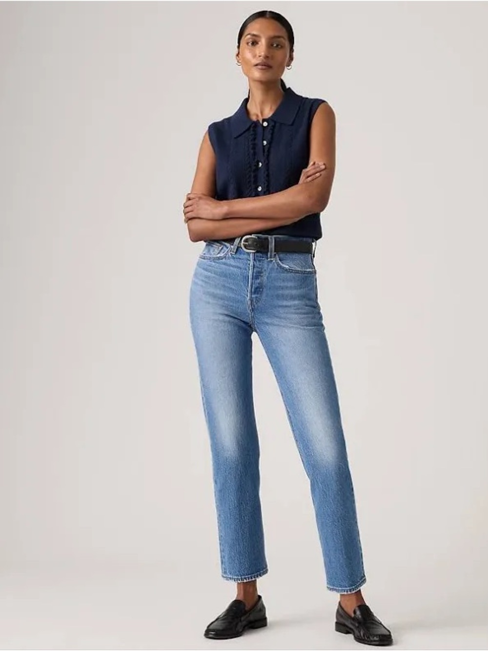 Levi's Wedgie Straight Leg Jeans - medium dark wash - New With Tags - 31